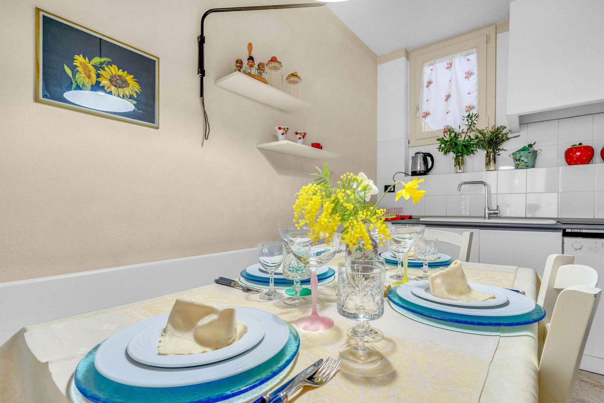 Ampia Dimora A Salo Con Parcheggio E Giardinoアパートメント エクステリア 写真